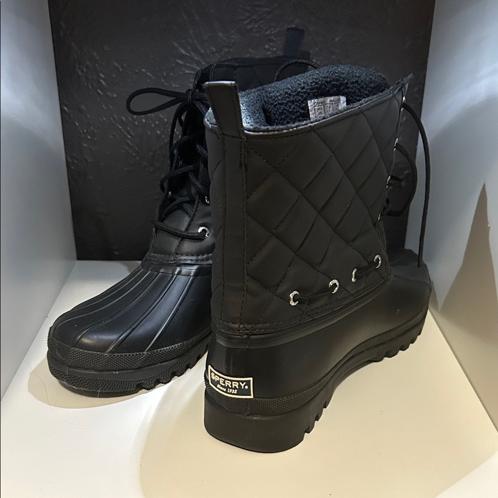 Sperry Black Quilted Women’s Boots - Picture 4 of 5